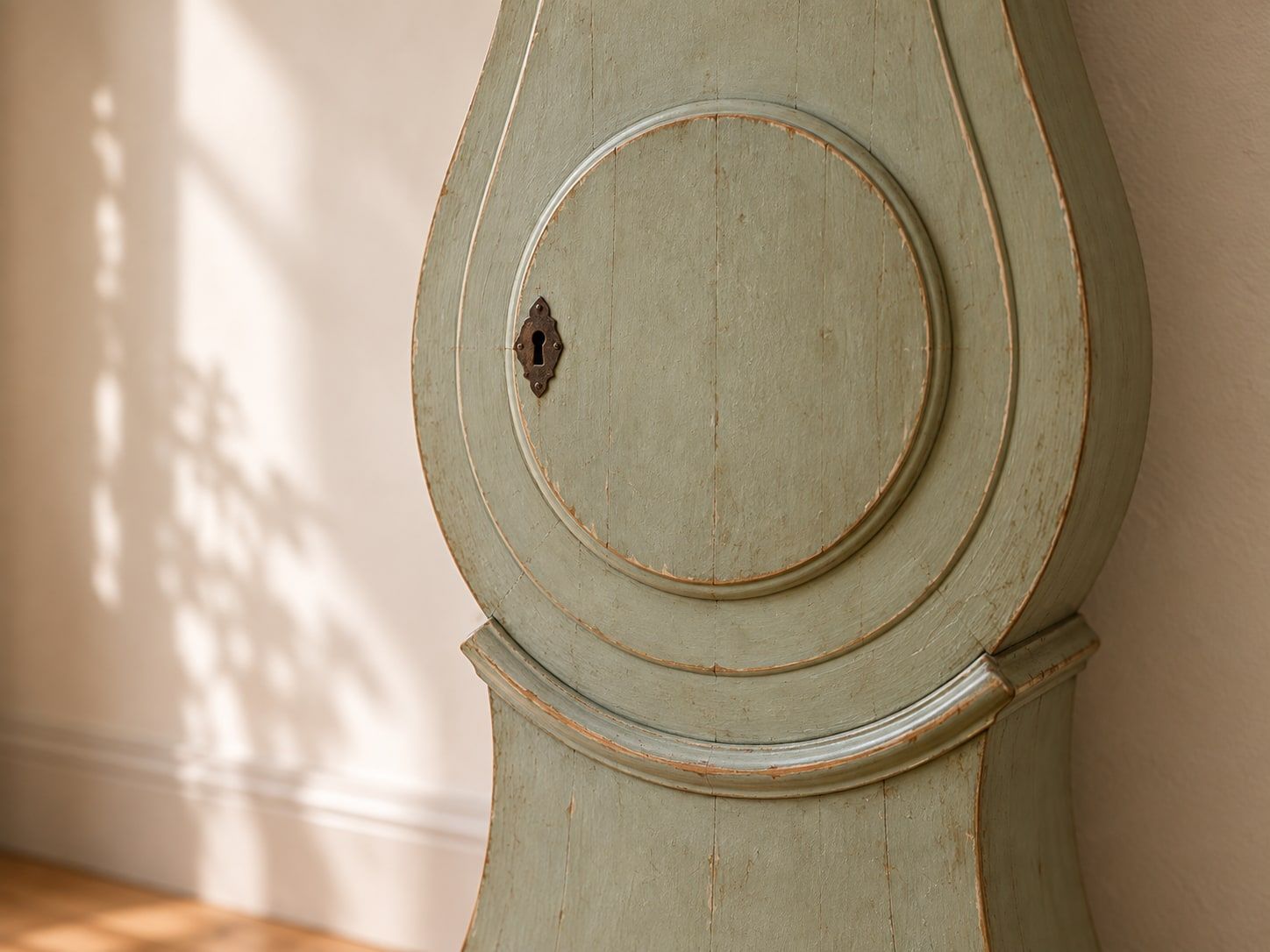 Standuhr Siljan, Material und Verarbeitung im Detail